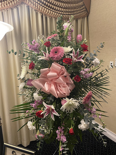 Florist «Avenue Flowers & Gifts», reviews and photos, 166 Elmora Ave, Elizabeth, NJ 07202, USA