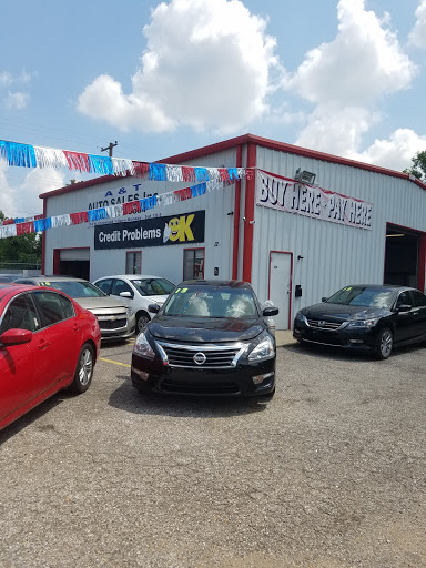 A & T Auto Sales, 124 N Cleveland St, Memphis, TN 38104, USA, 