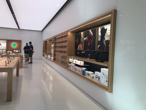 Computer Store «Apple Ridgedale», reviews and photos, 12531 Wayzata Blvd, Minnetonka, MN 55305, USA