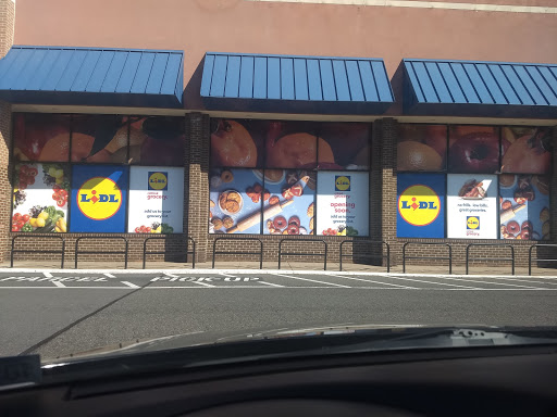 Grocery Store «SHOPPERS Food - Rolling Valley», reviews and photos, 9274 Old Keene Mill Rd, Burke, VA 22015, USA