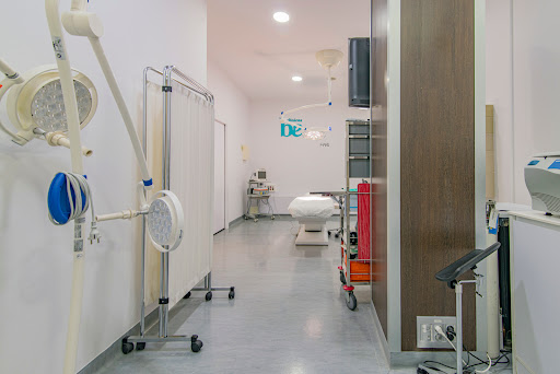 Clínicas Be | Clínica de Injerto Capilar,  Medicina y Cirugía Estética | Granada en Granada, Granada