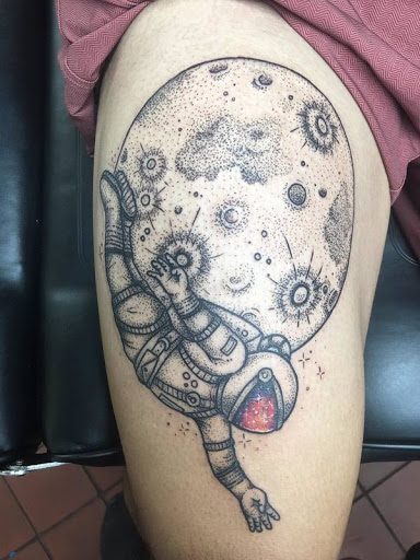 Explore surfboard tattoo ideas, creative tattoo ideas in Saint Petersburg, available at Lucky You Tattoo