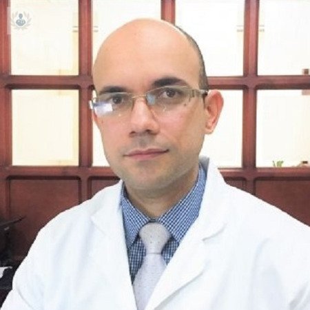 Dr. José Julián Arias Romero, Medicina interna
