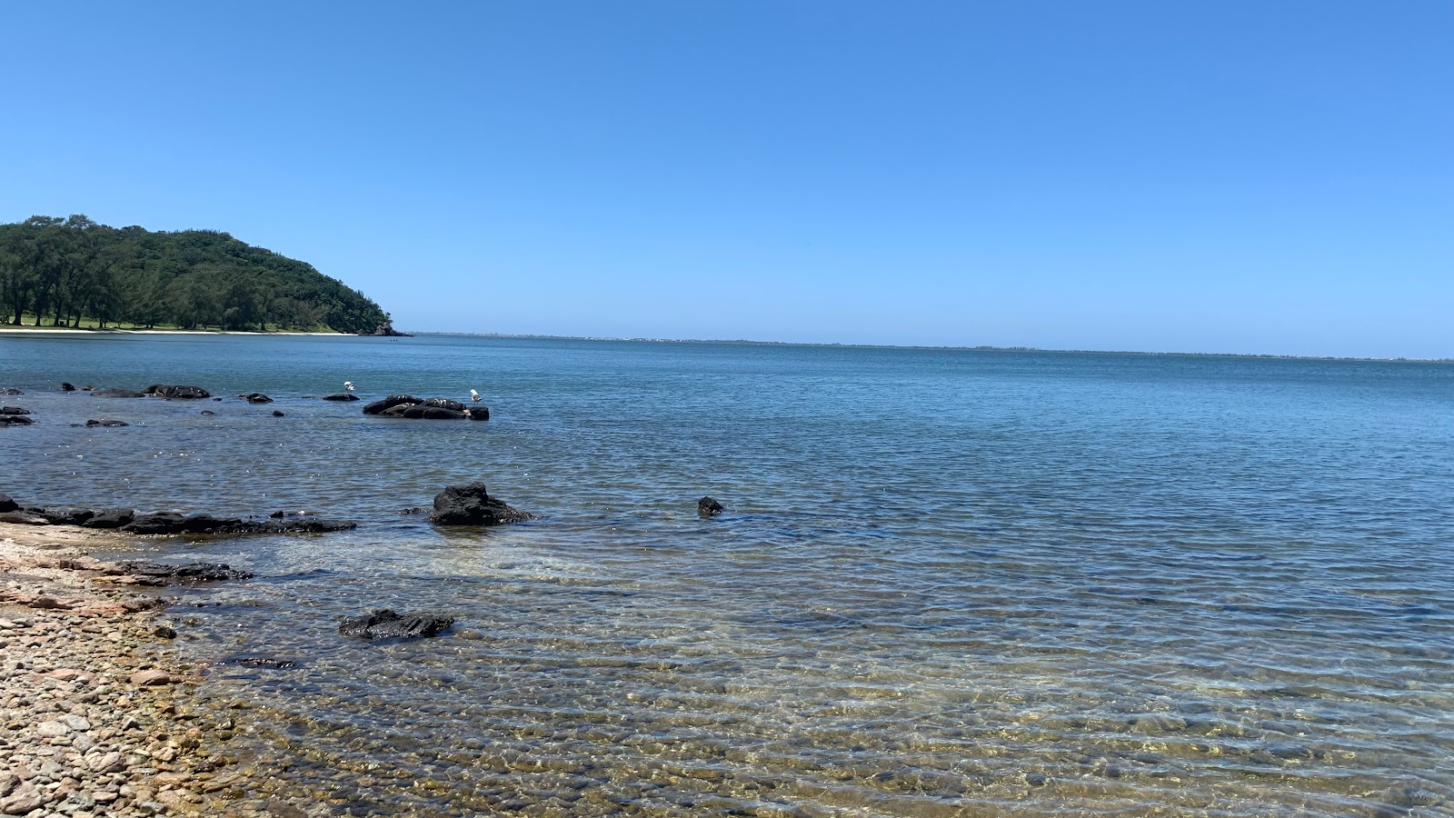 Fotografie cu Praia dos Marinhos - locul popular printre cunoscătorii de relaxare