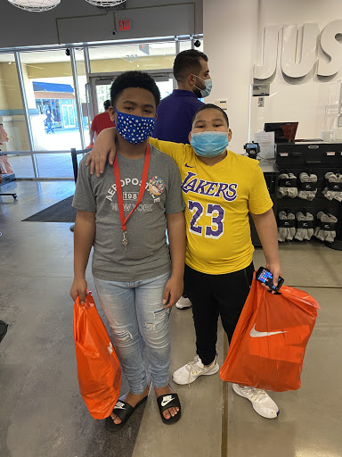 Clothing Store «Nike Factory Store», reviews and photos, 505 Premium Outlets Dr, Monroe, OH 45050, USA