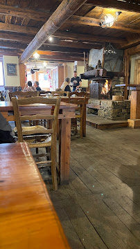 Atmosphère du Restaurant de fondues Restaurant Le Plancher des Vaches à Valloire - n°16