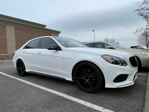 Tire Shop «Discount Tire Store - Apple Valley, MN», reviews and photos, 15102 Foliage Ave, Apple Valley, MN 55124, USA