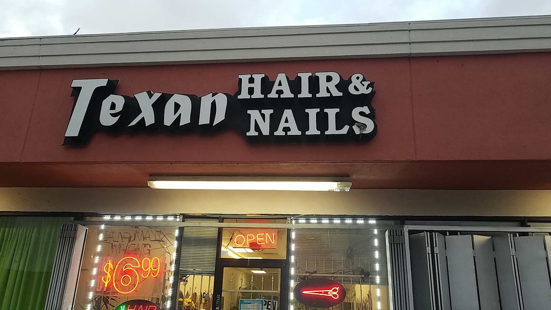 Texan Hair & Nail