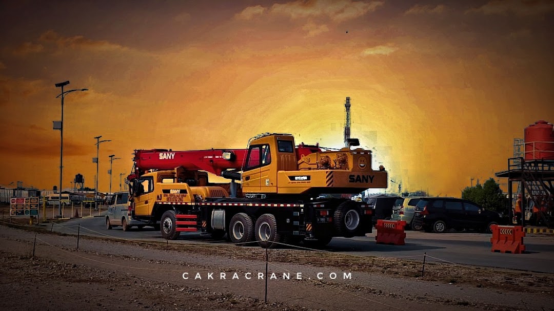 Cakra Crane