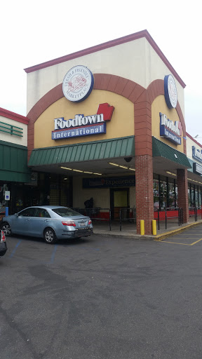 Grocery Store «Foodtown of Ralph Avenue», reviews and photos, 1958-66 Ralph Ave, Brooklyn, NY 11234, USA