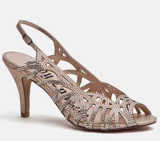 Shoe Store «Signature Shoes», reviews and photos, 271 Westwood Ave, Westwood, NJ 07675, USA