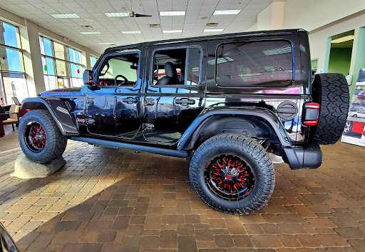 Car Dealer «Waconia Dodge Chrysler Jeep», reviews and photos, 905 Strong Dr, Waconia, MN 55387, USA