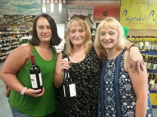 Beer Store «Liquor Locker», reviews and photos, 287 Main St, Gloucester, MA 01930, USA