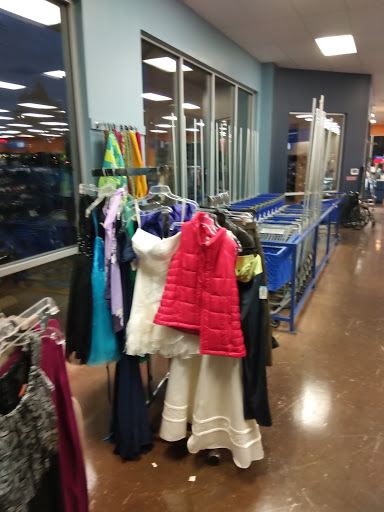 Thrift Store «Goodwill Store and Donation Station», reviews and photos, 10647 Culebra Rd, San Antonio, TX 78251, USA