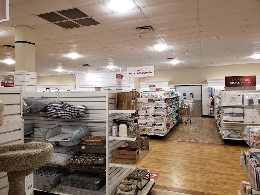 Furniture Store «HomeGoods», reviews and photos, 13580 SW 120th St, Miami, FL 33186, USA