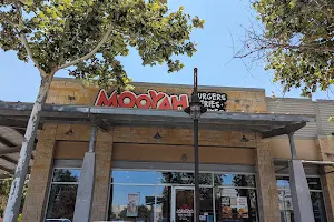 MOOYAH Burgers, Fries & Shakes image