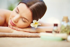 Illuminations Massage and Spa Leominster image