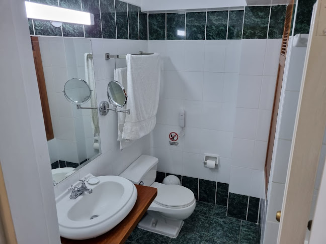 Teléfono de Faraona Grand Hotel