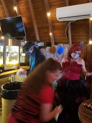 Event Venue «Debbies Celebration Barn», reviews and photos, 2162 21st Ave W, Oskaloosa, IA 52577, USA