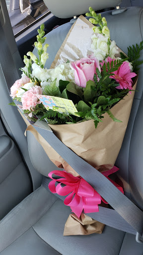 Florist «Ron & Alicia Robinson Florist», reviews and photos, 2110 Fullerton Rd, Rowland Heights, CA 91748, USA