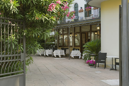 Hotel Villa Edera Via Negroponte, 13, 30126 Lido VE, Italia