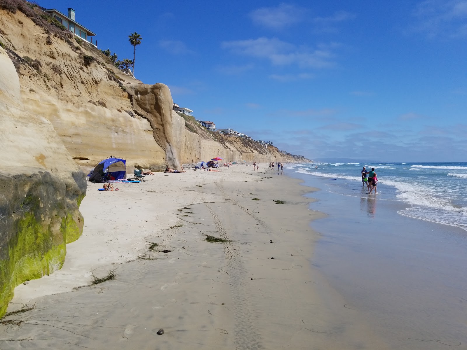 Foto von Solana beach mit geräumiger strand