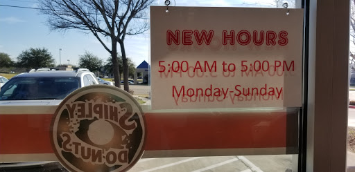 Donut Shop «Shipley Do-Nuts», reviews and photos, 6417 Precinct Line Rd, North Richland Hills, TX 76182, USA