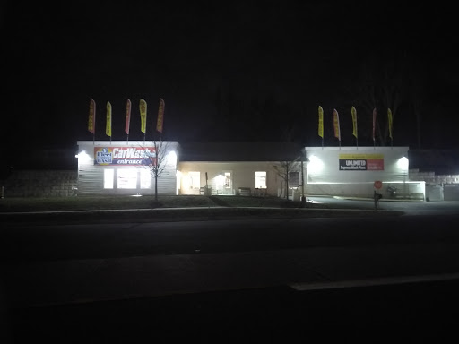 Car Wash «Platinum Car Wash & Oil», reviews and photos, 85 Newtown Rd, Danbury, CT 06810, USA