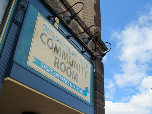 Grocery Store «Chequamegon Food Co-Op», reviews and photos, 700 Main St W, Ashland, WI 54806, USA