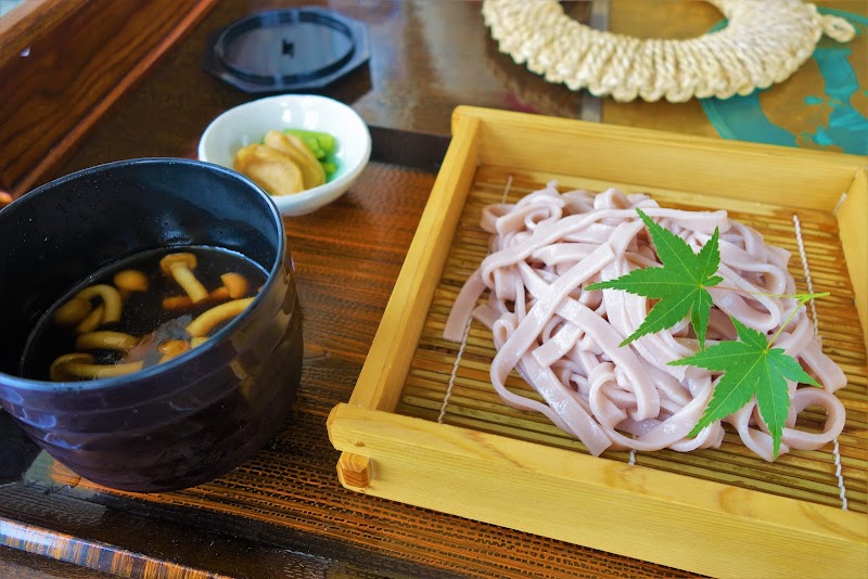 お食事処 思蓮 （おもれ）（勝沼ぶどうの丘）