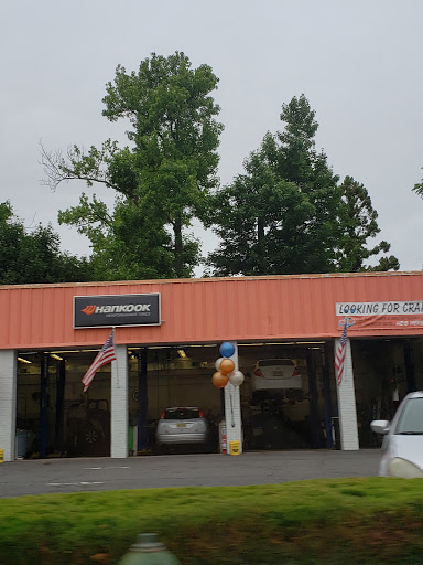 Auto Repair Shop «BC Tire & Complete Auto Service», reviews and photos, 36 Lincoln Hwy, Edison, NJ 08820, USA