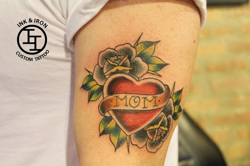Tattoo Shop «Ink & Iron Custom Tattoo Studio», reviews and photos, 3700 N Cicero Ave, Chicago, IL 60641, USA