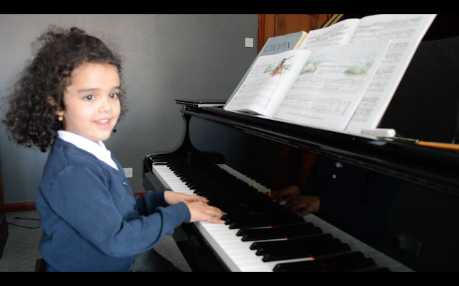 Comments and reviews of Warrington Piano Academy