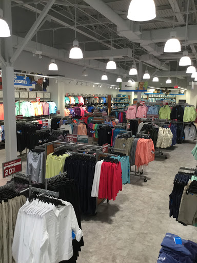 Sportswear Store «Columbia Sportswear Outlet Store», reviews and photos, 447 Great Mall Dr, Milpitas, CA 95035, USA