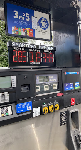 Gas Station «Cumberland Farms», reviews and photos, 16 Westfield Rd, Russell, MA 01071, USA