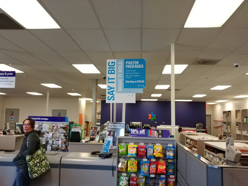 Print Shop «FedEx Office Print & Ship Center», reviews and photos, 4417 Hartwick Rd, College Park, MD 20740, USA