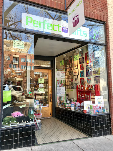 Perfect Gifts Asheville, 8 Biltmore Ave, Asheville, NC 28801, USA, 