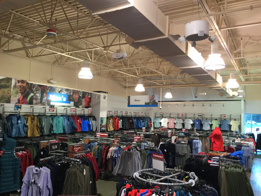Sportswear Store «Columbia Sportswear Outlet Store at Seattle Premium Outlets», reviews and photos, 10600 Quil Ceda Blvd #920, Tulalip, WA 98271, USA