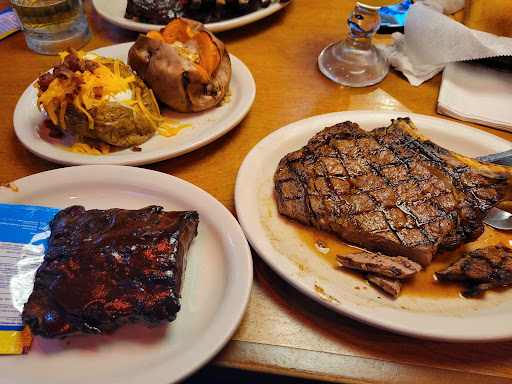 Shopping Mall «Merritt Park Shopping Center», reviews and photos, 1762 Merritt Blvd, Dundalk, MD 21222, USA