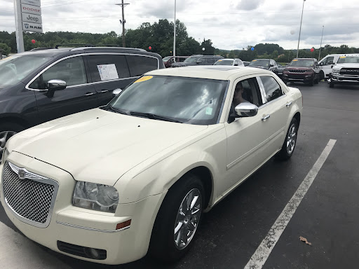 Chrysler Dealer «Bill Boruff Ram SuperCenter», reviews and photos, 120 Auto Ln, Sparta, TN 38583, USA