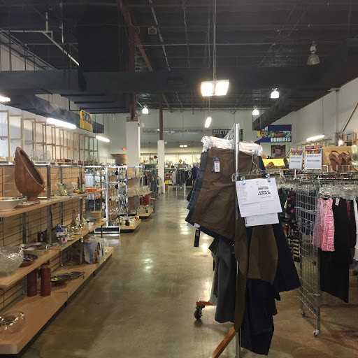 Thrift Store «Saint Vincent de Paul Thrift Store of Plano», reviews and photos, 3305 N Central Expy #280, Plano, TX 75023, USA