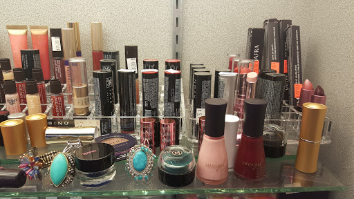 Flea Market «Shelby County Flea Market», reviews and photos, 820 Buck Creek Rd, Simpsonville, KY 40067, USA