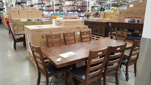 Warehouse store «Costco Wholesale», reviews and photos, 13700 Middlebelt Rd, Livonia, MI 48150, USA