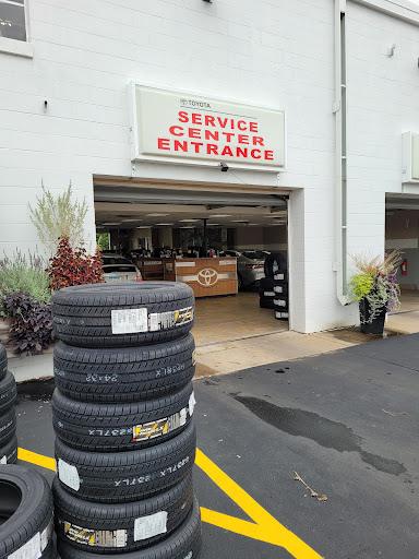 Toyota Dealer «Inver Grove Toyota», reviews and photos, 1037 MN-110, Inver Grove Heights, MN 55077, USA