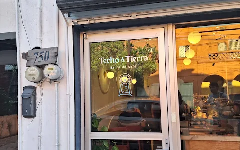 Techo a Tierra Café image