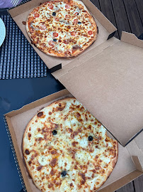 Pizza du Pizzas à emporter PIZZAS CHRIS à St Privat en Périgord - n°10