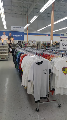 Thrift Store «Goodwill Donation Center», reviews and photos