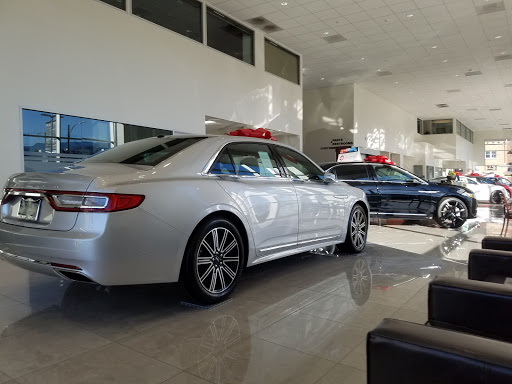 Car Dealer «Star Ford Lincoln», reviews and photos, 1101 S Brand Blvd, Glendale, CA 91204, USA