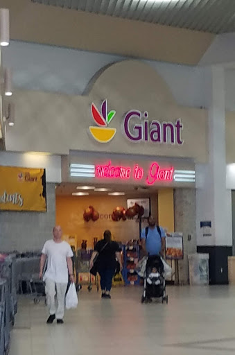 Grocery Store «Giant», reviews and photos, 6000 Greenbelt Rd # 3, Greenbelt, MD 20770, USA