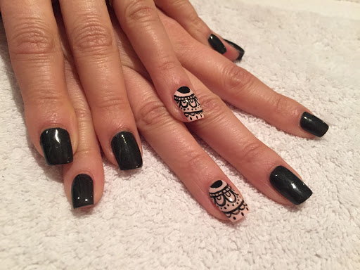 Nails By Tracy - Professional Nail Technician